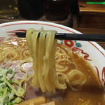 小川軒 - 麺リフトです。