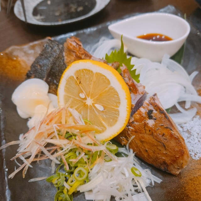 Sake to Sakana to Warayaki Wadatsumi