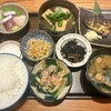 土鍋炊ごはん なかよし 本店