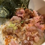 釣船茶屋ざうお - 漁師丼 ごまだれをかけて混ぜました