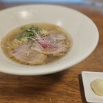 貝と地鶏だしのらぁ麺 ちょろ - 