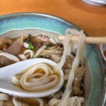 蛙の子 - 【ご参考】右）麦きり、左）うどん