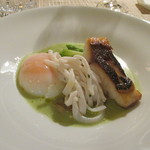 レ・ストゥディ - いさきとヤリイカのグリーンソース
      