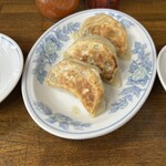 台湾小吃店 慶龍 - 焼き餃子