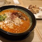 らーめん、肉丼ぶり 吉成鶏白湯 鶏神 - 辛味噌ラーメン