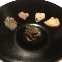 Vintage with Restaurant - 