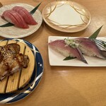 鮨八  - 穴子、鮪の中トロ、光物三品