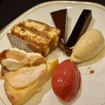 ガストロノミー ジョエル・ロブション - 