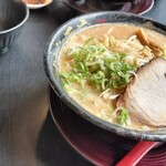 ハルピン 味噌らーめん 雷蔵 - 