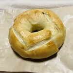 BAKERY GOLDEN RATIO - 無花果ベーグル