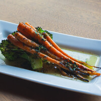 季節野菜のグリル、アンチョビバターソース