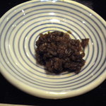 地酒や　文次郎 - 山椒の味噌漬けだったと思います、これだけでご飯がいけました