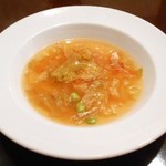 阪南洋風食堂クゥクゥ - ランチ　スープ　野菜のコンソメ