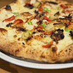 ピッツェリア トラットリア ダ オカピート - 脂ノリノリの美味しい鮭　最高だよ