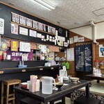 宜野湾そば - 店内は陽気な沖縄音楽が流れてます♪