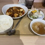 麺遊喜 鳳城 - 本日の定食790円　牛すじ麻婆豆腐