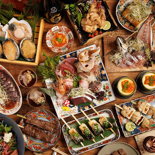 本鮪など直送鮮魚に加え、肉刺しや和牛料理まで幅広くご堪能…