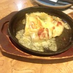 一心太助 - ピザ風餃子鉄板(2014.11.02)