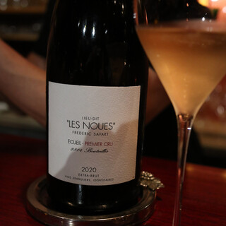 Champagne Bar Pomponne_0