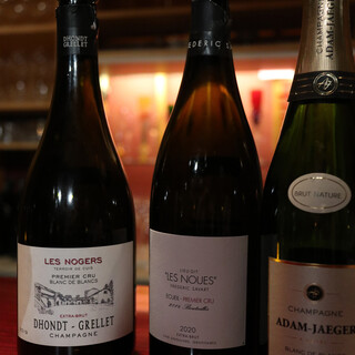 Champagne Bar Pomponne_1