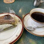 カフェ・ド・巴里 池袋西口店 - 