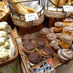 どんぐり - メニュー　陳列棚