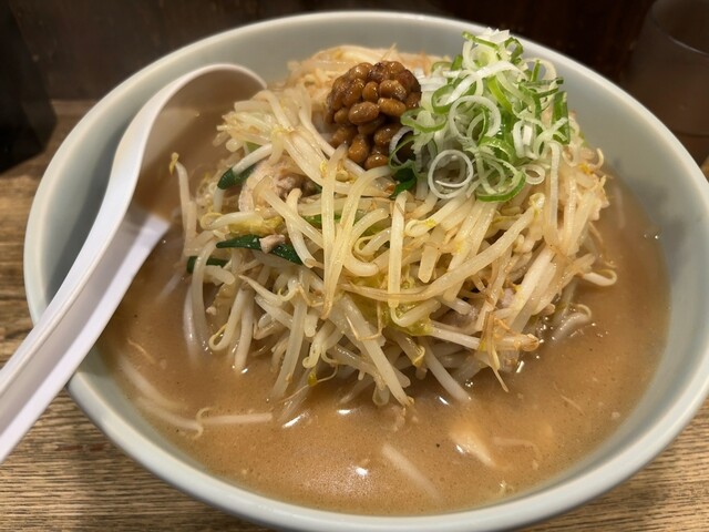 柳家 仙台東口店｜宮城野通の人気ラーメン店
