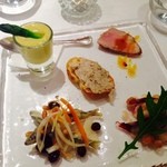 リストランテ サクラ - アンティパスト/アスパラのイタリアン茶碗蒸し、自家製ハム、琵琶湖産公魚のマリネ、プラチナポーク、蛸マリネの四種