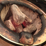 おにく 花柳 - 炭火です