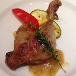 リストランテ サクラ - フランス産鴨の腿肉のコンフィ・タイムのソース