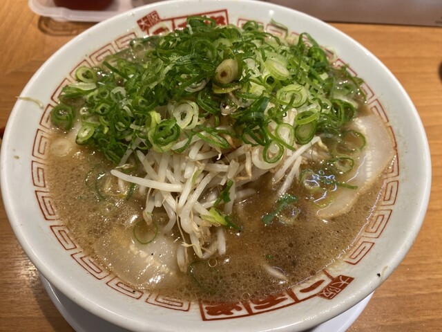 Niryo Han Fusse Eki Mae Ten photo