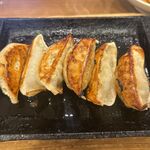 旨唐揚げと居酒メシ　ミライザカ - 餃子
