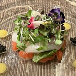 レストラン 椿山荘 カメリア - 天然平目のマリネ　キャビア添え　マイヤーレモンのアクセント