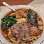 らぁめん ほりうち 新宿本店 - 