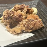個室×鮮魚×地鶏 海乃鶏 - 秘伝の若鶏唐揚げ