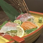 個室×鮮魚×地鶏 海乃鶏 - 直送鮮魚の三種盛り合わせ