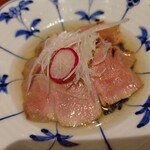 鮨ト和食いちり - 焼き茄子と豚肩ロースの炙り