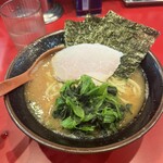 横浜ラーメン おか本 - 