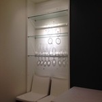 リストランテ サクラ - 個室の壁には…