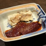 和牛料理 一石三鳥 - 味噌盛り 二種(レバー、とろホルモン西京味噌漬け)
