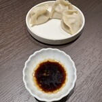 馬子禄 牛肉面 神保町店 - 