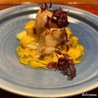 ごだん 宮ざわ - 帆立貝柱の炙りと菊花