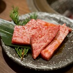 炭焼肉　石田屋。 - 上ロース。
これは和牛のサシの破壊力を浴びました。
翌日、久々に胸焼け（笑）。
前回いただいた、普通のロースが私にはちょうどよさそう。