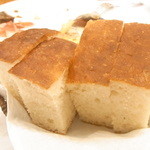 イルキアーロ - フォカッチャ☆♪　前回より大きい？