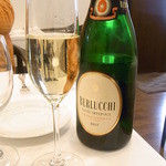 イルキアーロ - 白・泡￥１０００（税別）☆♪