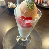 Fruits Bistro SABLIER - 