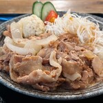 大手町酒場 赤まる - しょうが焼き定食