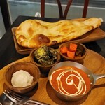 スパイス&創作酒場 MAD CHEFs - 