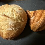 ブーランジェリー　ジン - ハチミツ風味のパン　　クロワッサン