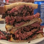 KATZ'S DELICATESSEN - 
